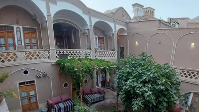 Noghli Traditional Hotel