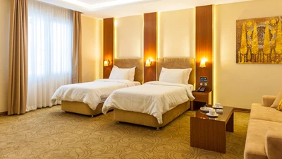 Refah Hotel