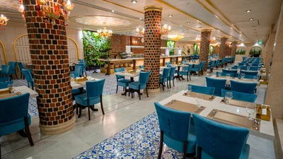 Chaharbagh Hotel