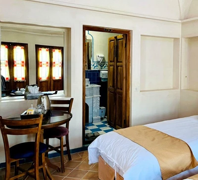 Ashkoob Traditional Hotel