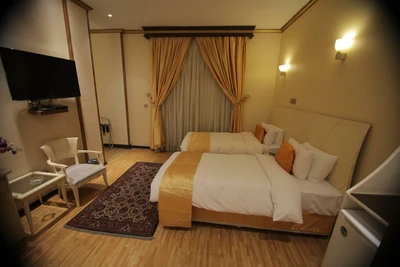 Ferdowsi Grand Hotel