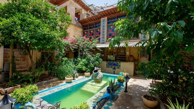 Niayesh Hotel
