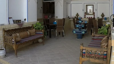 Amirza traditional hotel & hostel
