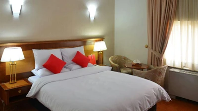 Pars Hotel