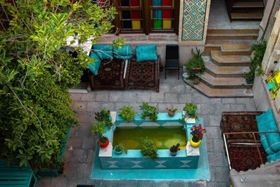 Niayesh Hotel