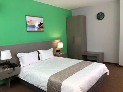 Aseman Shahr Hotel