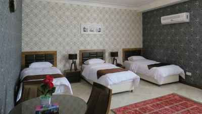 Kourosh Hotel