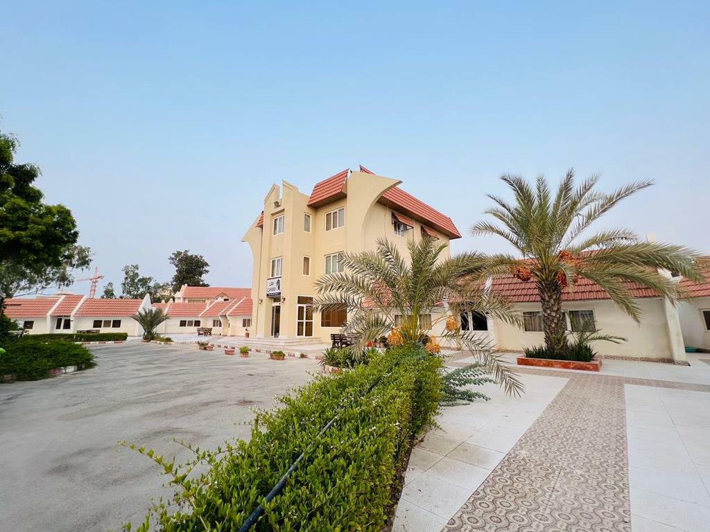 Fanoos Hotel Kish