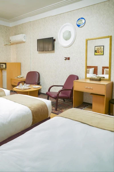 Arman Hotel