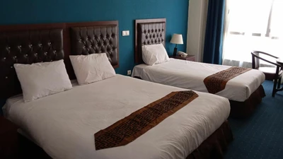 Gambron Hotel