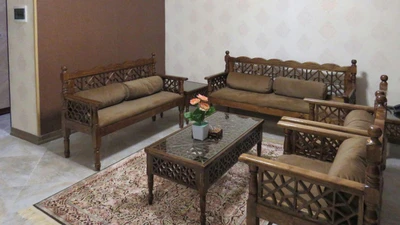 Kourosh Hotel