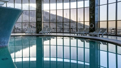 Shiraz Grand Hotel