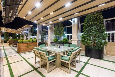 Ghasr International Hotel