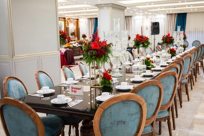 Gostaresh Hotel