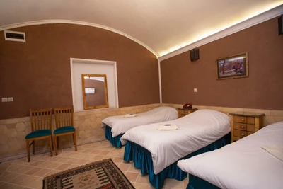 Baba Afzal Hotel
