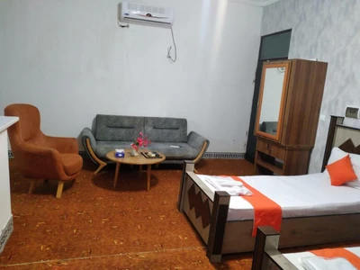 Shohaz Hotel
