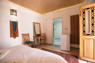 Baba Afzal Hotel