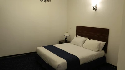 Gambron Hotel