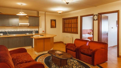 Khaneye Sabz Hotel