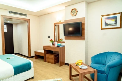 Parsian Ali-Qapu Hotel