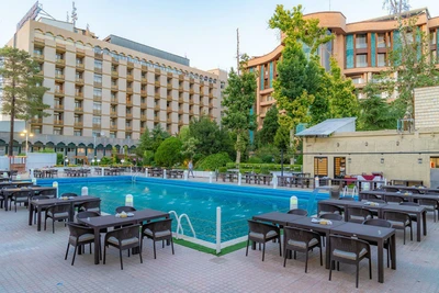 Parsian Kowsar Hotel