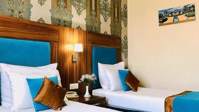 Shiraz Parsian Hotel