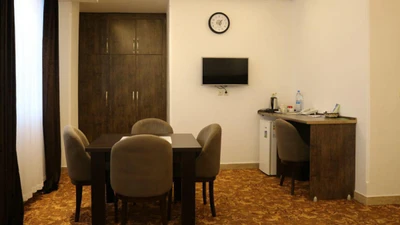 Abrishami Hotel