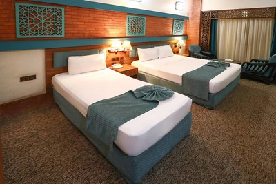 Parsian Buali Hotel
