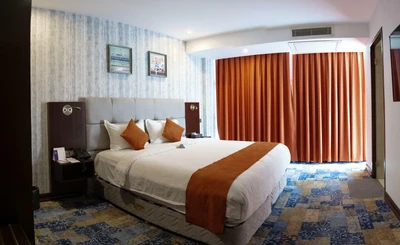 Avina Hotel