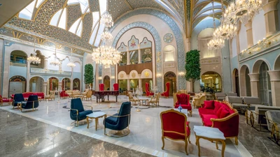 Chaharbagh Hotel
