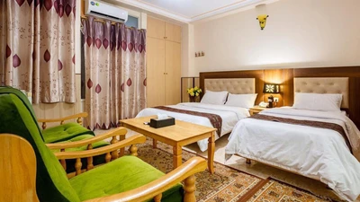 Aram Hotel