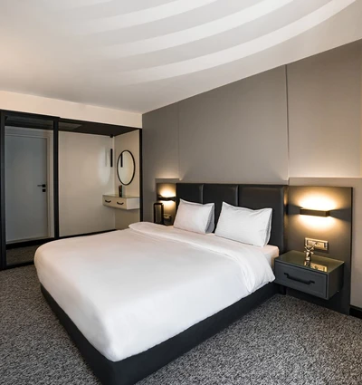 Madaen Hotel Mashhad