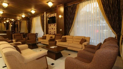 Si-o-Se Pol Hotel