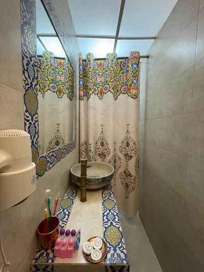 Dadamaan Traditional Hotel