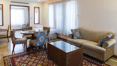Parsian Safaiyeh Hotel