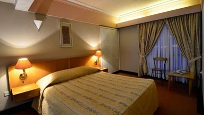 Pars Hotel
