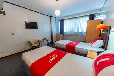 Persia Hotel 