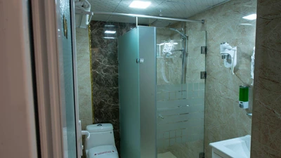 Khajoo Hotel