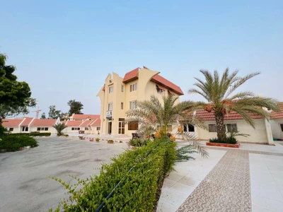 Fanoos Hotel Kish