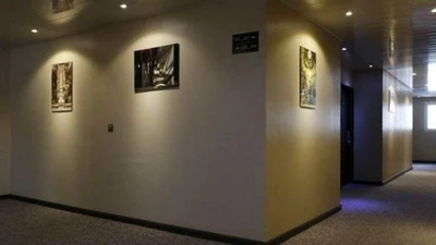 Kerman Hezār Hotel