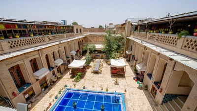 Niayesh Hotel