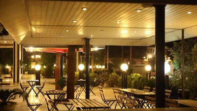 Park Saadi Hotel