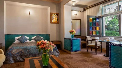 Parsian Safaiyeh Hotel