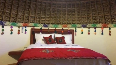 Parsian Ghaleganj Hotel