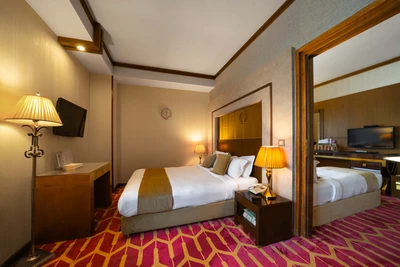 Darvishi Hotel