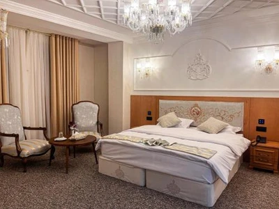 Habib Khan Hotel