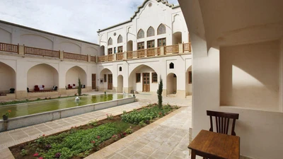 Adib Hotel