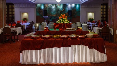Pars International Hotel