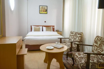 Arman Hotel