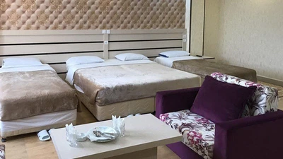 Sepahan Hotel
